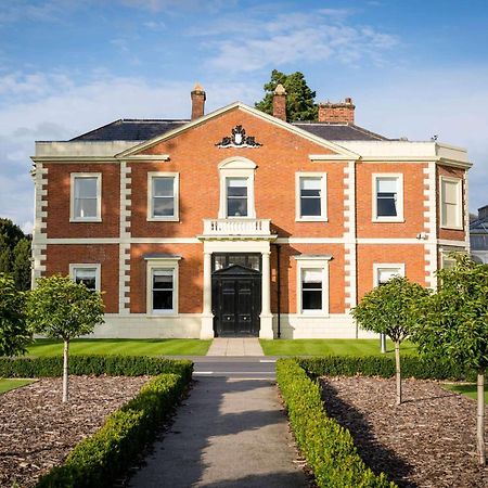 Doubletree By Hilton Chester Exterior foto