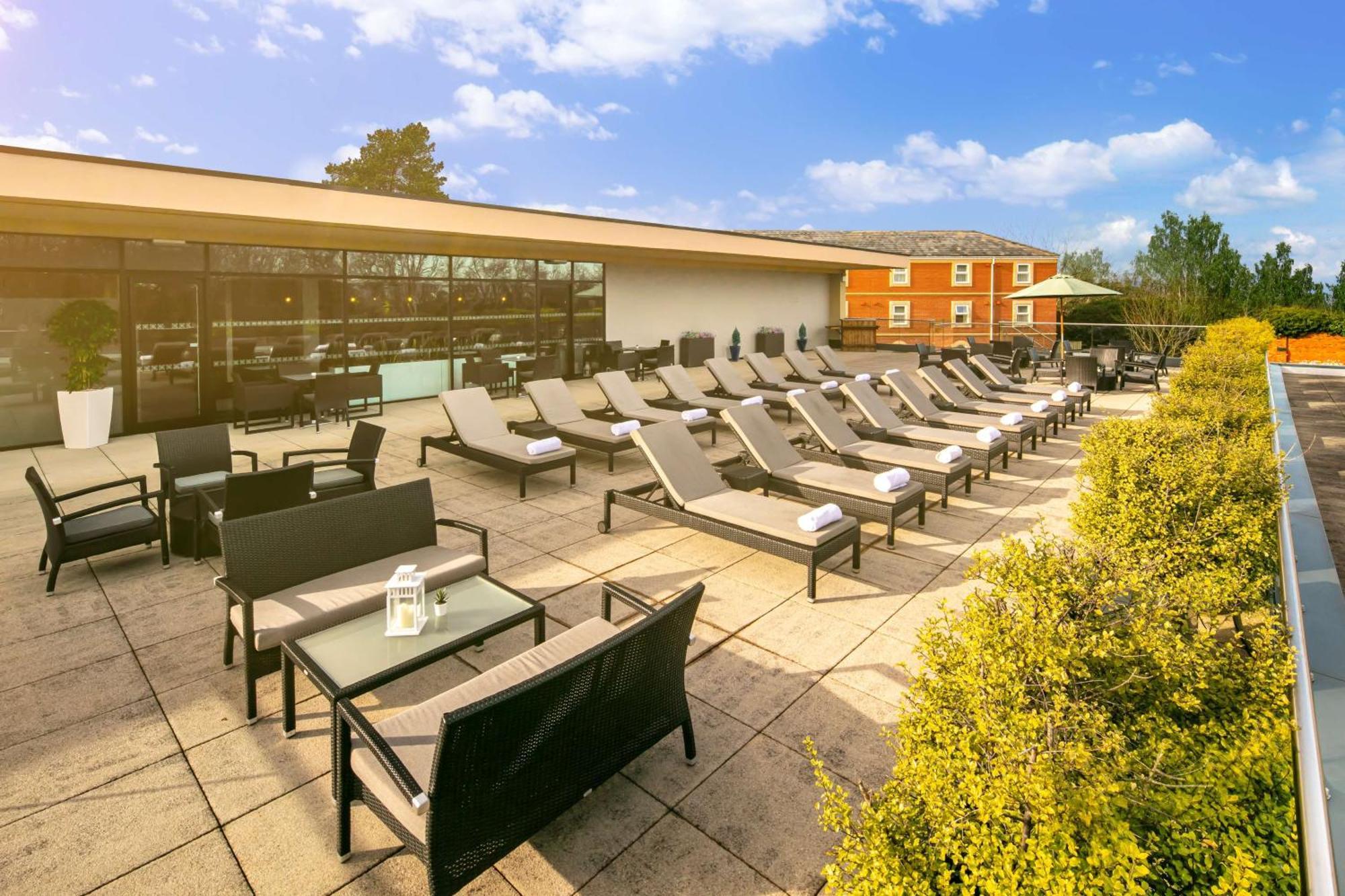 Doubletree By Hilton Chester Exterior foto